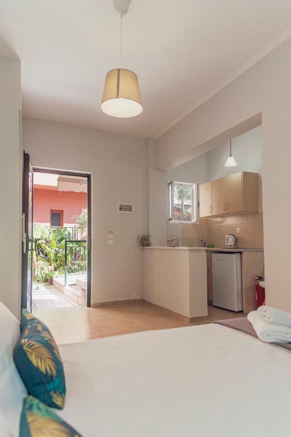 Maria Olga Apartments เวนิทเซส ภายนอก รูปภาพ