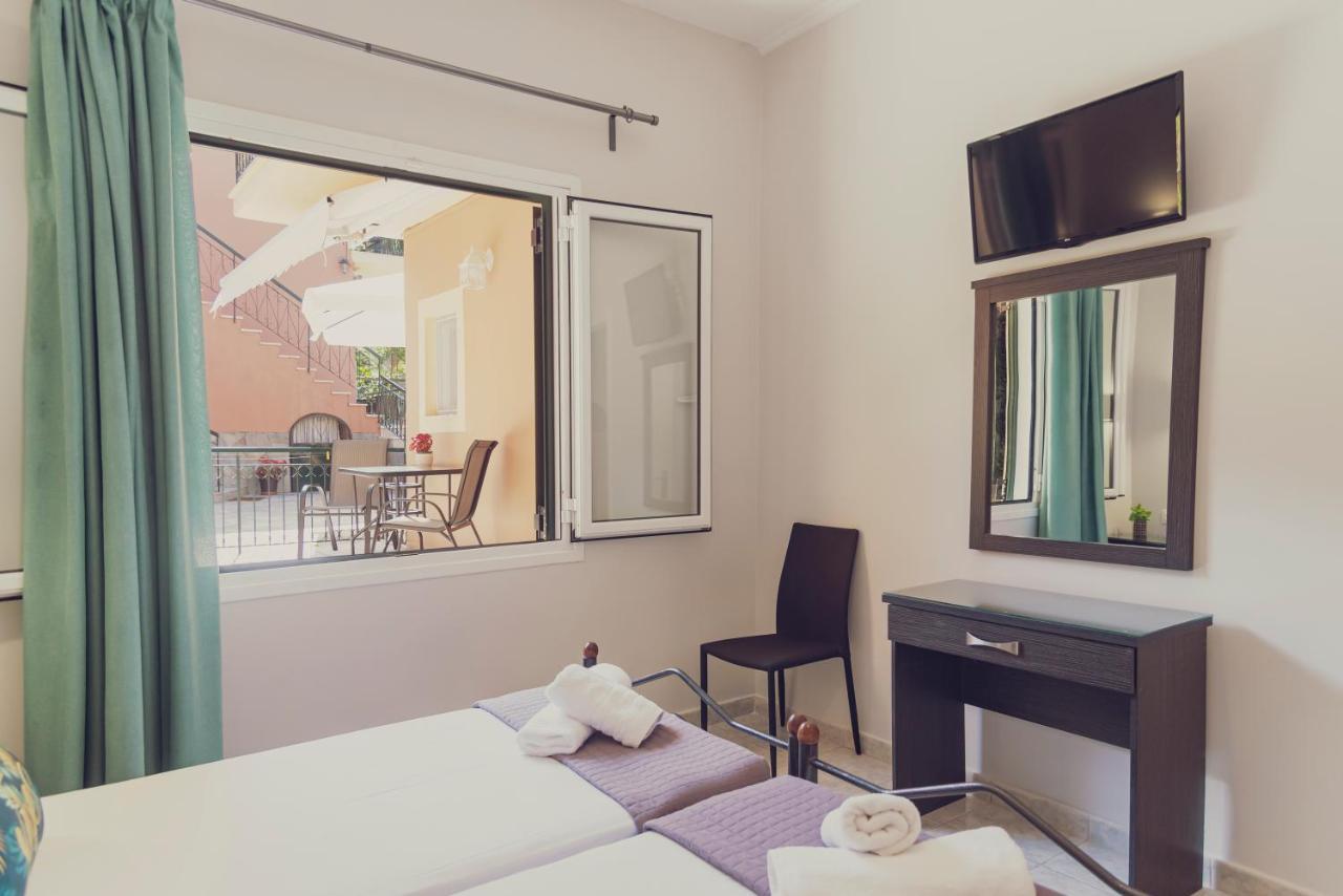 Maria Olga Apartments เวนิทเซส ภายนอก รูปภาพ