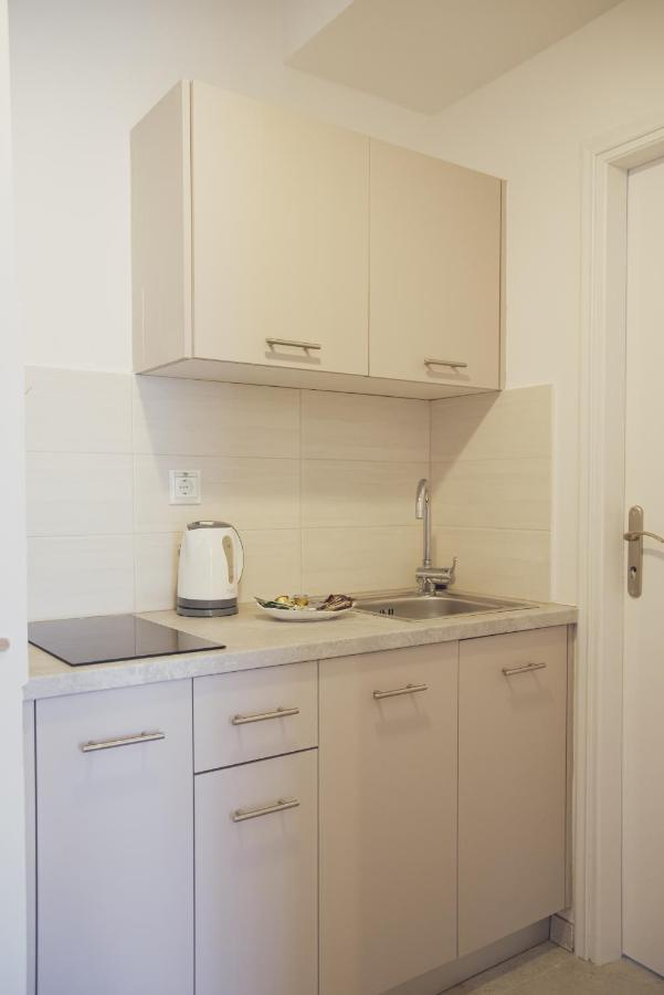 Maria Olga Apartments เวนิทเซส ภายนอก รูปภาพ