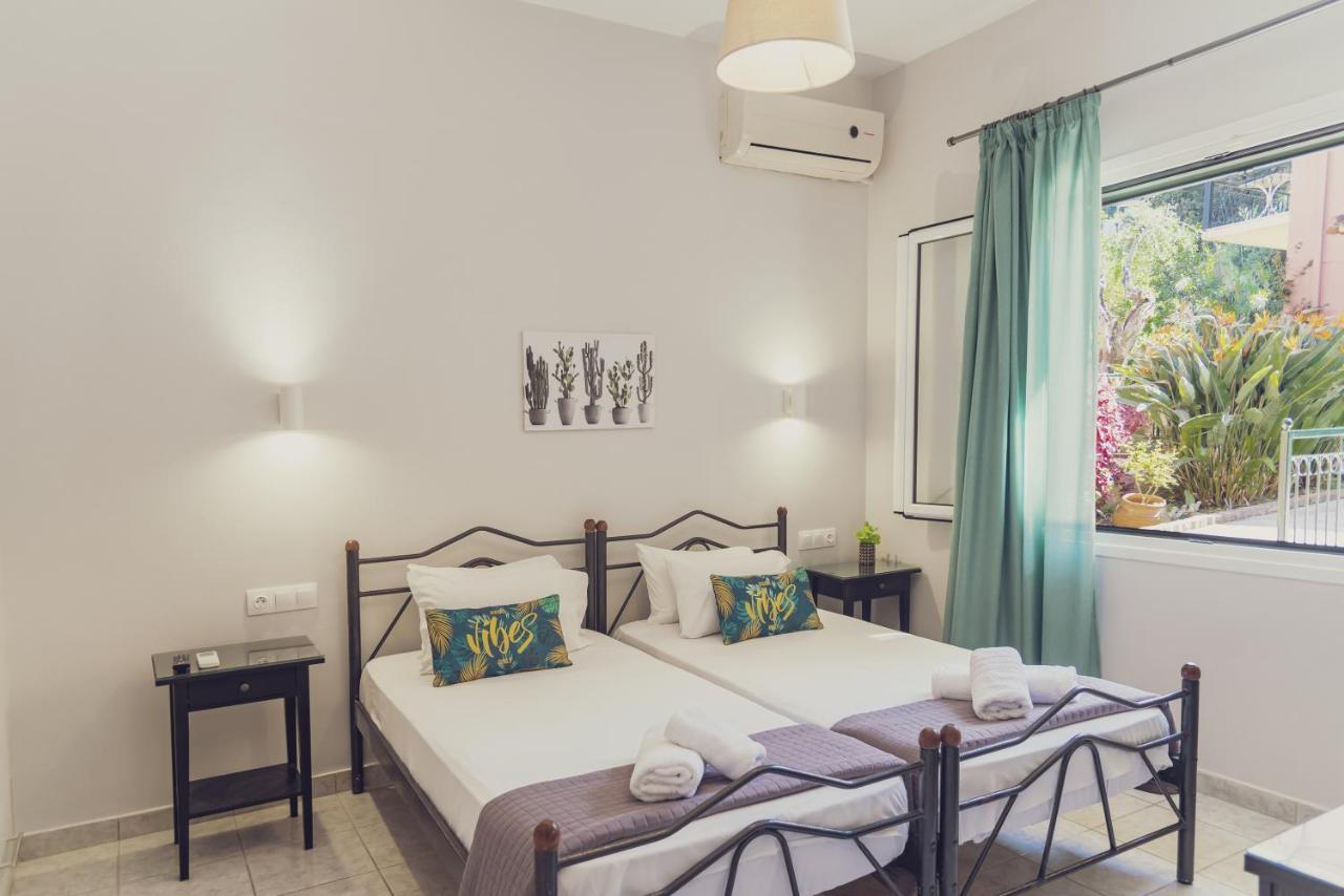 Maria Olga Apartments เวนิทเซส ภายนอก รูปภาพ