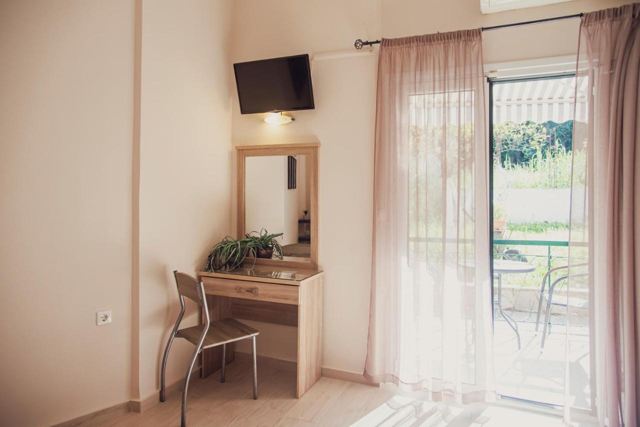 Maria Olga Apartments เวนิทเซส ภายนอก รูปภาพ