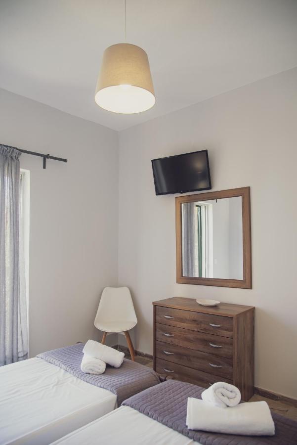 Maria Olga Apartments เวนิทเซส ภายนอก รูปภาพ