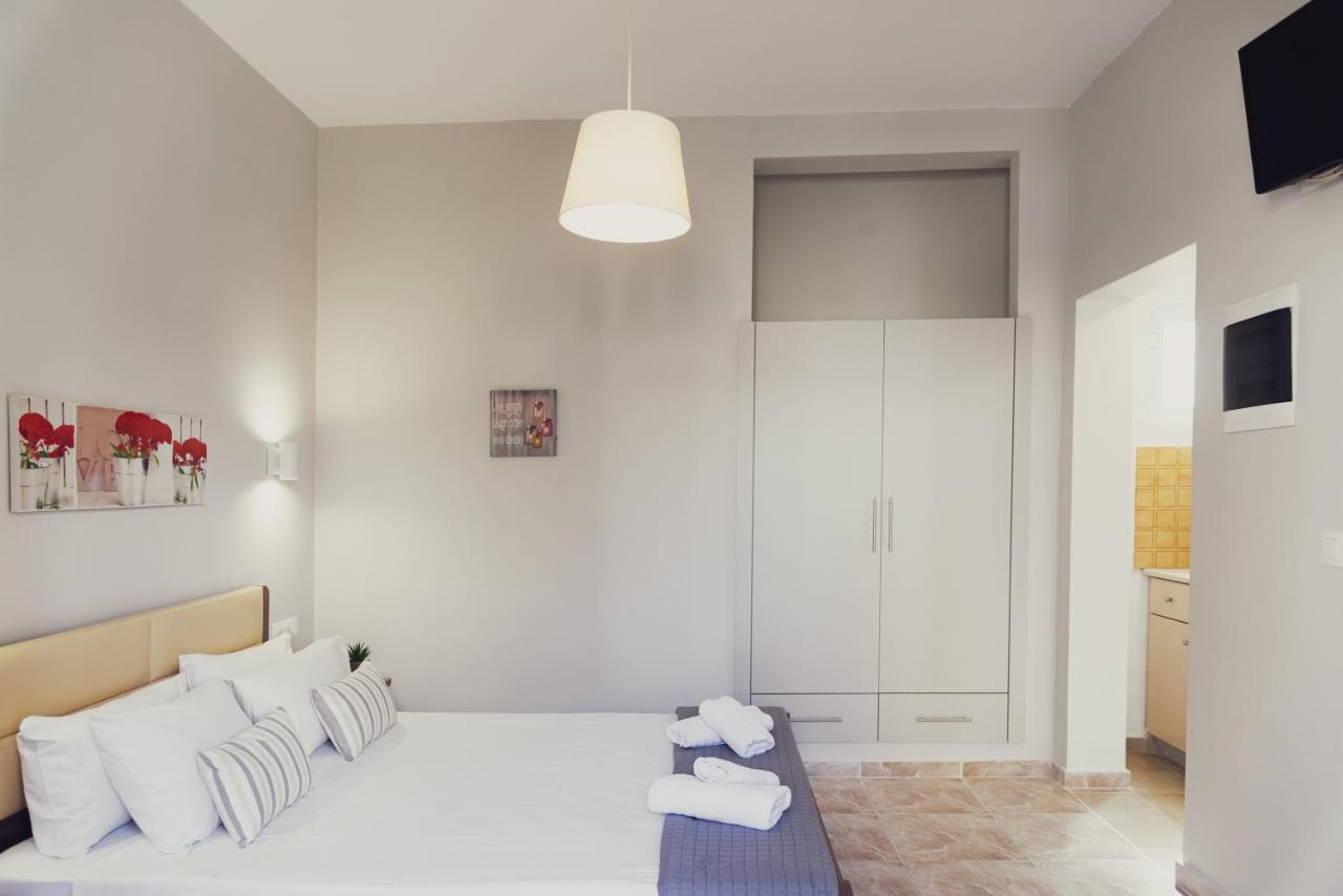 Maria Olga Apartments เวนิทเซส ภายนอก รูปภาพ