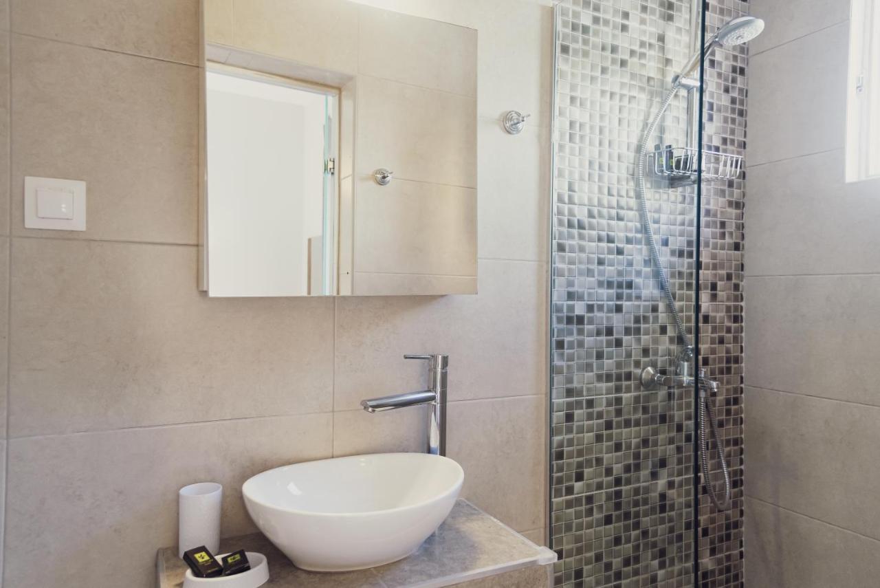 Maria Olga Apartments เวนิทเซส ภายนอก รูปภาพ